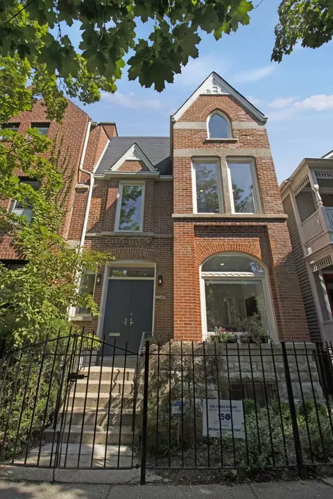 2249 N Geneva Ter, Chicago, IL 60614