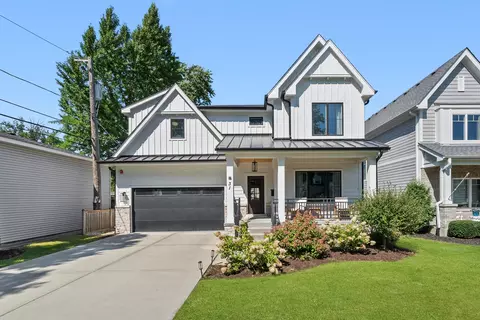 31 Richmond Ave, La Grange Park, IL 60526
