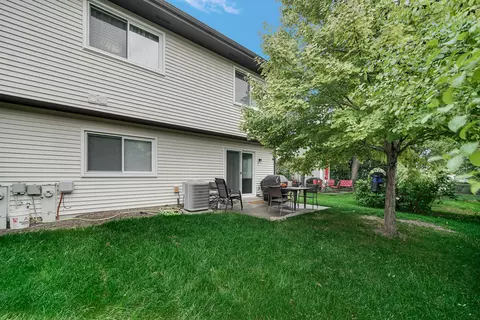 Exterior - 1485 Chippewa Trl, Wheeling, IL 60090 photo 2 of 2