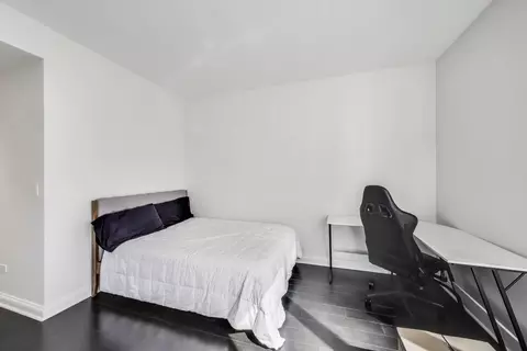 Bedroom - 10 E Delaware Pl #18D, Chicago, IL 60611 photo 3 of 6