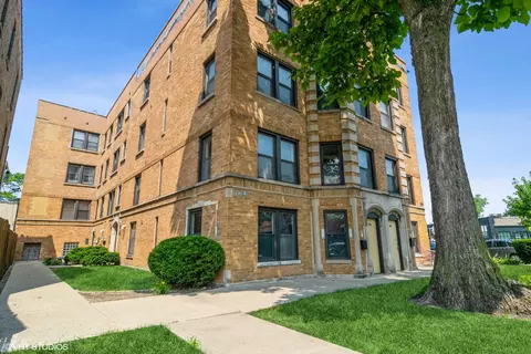 3756 N Bernard St #3A, Chicago, IL 60618