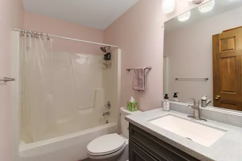 107 N Blair Dr #16, Normal, IL 61761 photo 12