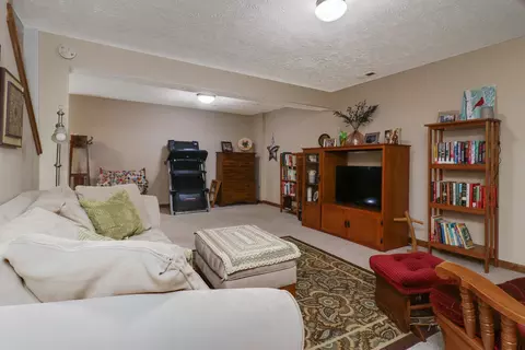 107 N Blair Dr #16, Normal, IL 61761 photo 19