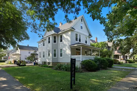 709 Bell Ave, La Grange, IL 60525