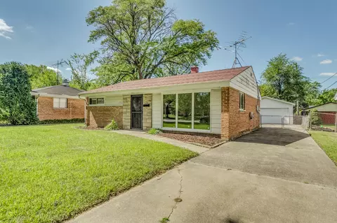 17932 Oakwood Ave, Lansing, IL 60438