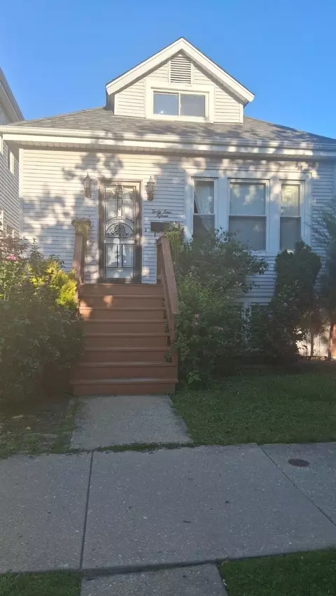 4415 S Rockwell St, Chicago, IL 60632