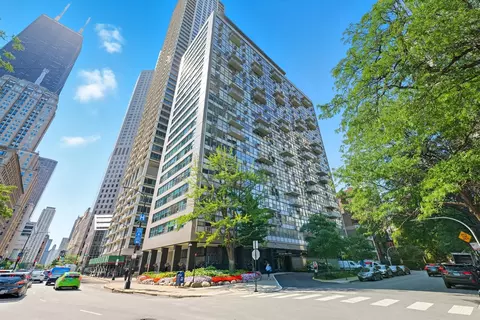 1000 N Lake Shore Dr #701, Chicago, IL 60611