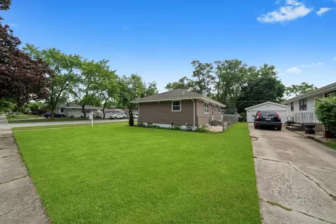 Exterior - 18503 Arcadia Ave, Lansing, IL 60438 photo 4 of 7