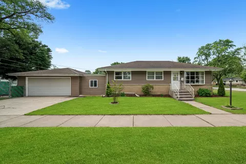 18503 Arcadia Ave, Lansing, IL 60438