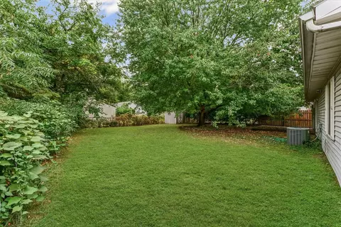 Exterior - 3207 Ridgewood Dr, Champaign, IL 61821 photo 3 of 7