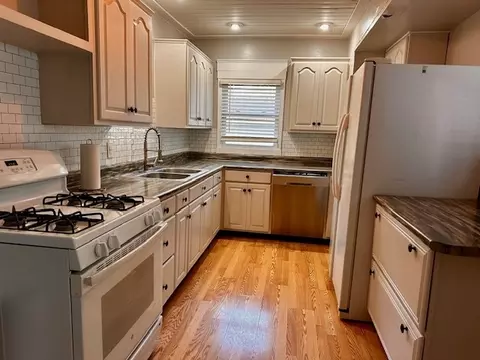 Kitchen - 403 16th St, Mendota, IL 61342 photo 1 of 2