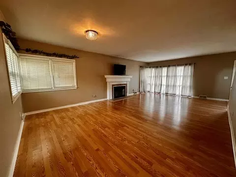 Living - 403 16th St, Mendota, IL 61342 photo 1 of 2