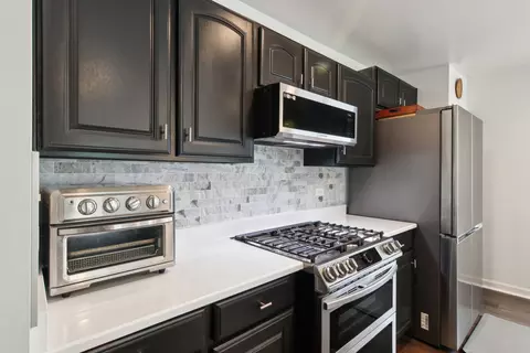 Kitchen - 13737 S Tamarack Dr, Plainfield, IL 60544 photo 5 of 5