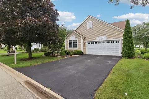 Exterior - 13737 S Tamarack Dr, Plainfield, IL 60544 photo 6 of 10