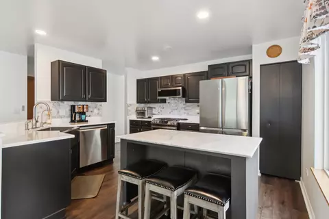 Kitchen - 13737 S Tamarack Dr, Plainfield, IL 60544 photo 1 of 5