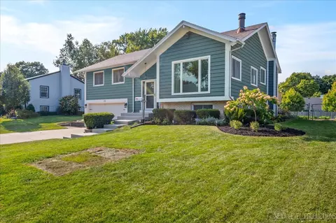 Exterior - 23 Old Post Rd, Montgomery, IL 60538 photo 2 of 5