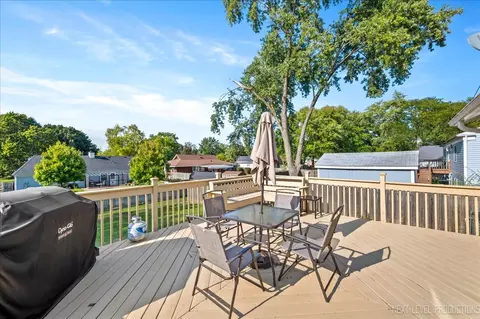 Exterior - 23 Old Post Rd, Montgomery, IL 60538 photo 5 of 5