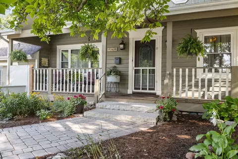 Exterior - 560 E 7th St, Lockport, IL 60441 photo 5 of 15