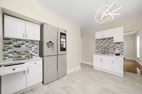 Kitchen - 7421 S Eggleston Ave, Chicago, IL 60621 photo 1 of 4