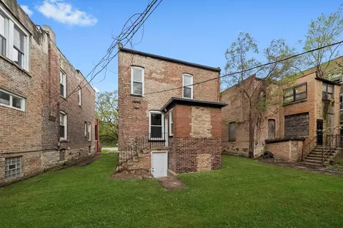 Exterior - 7421 S Eggleston Ave, Chicago, IL 60621 photo 5 of 8