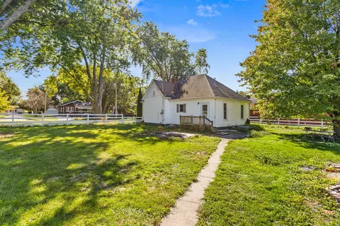 406 S Gray St, Sidell, IL 61876 photo 29