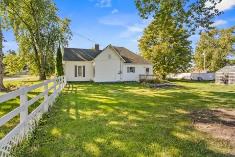 406 S Gray St, Sidell, IL 61876 photo 27