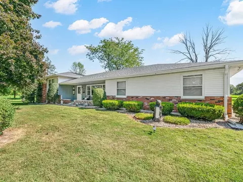 3918 E 550th Rd, Mendota, IL 61342 photo 1