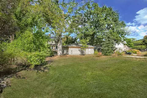 Exterior - 206 E Illinois St, Mansfield, IL 61854 photo 3 of 32