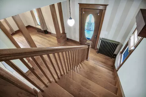Entry Way - 206 E Illinois St, Mansfield, IL 61854 photo 4 of 5