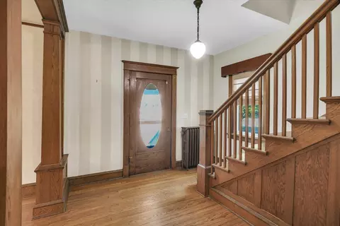 Entry Way - 206 E Illinois St, Mansfield, IL 61854 photo 1 of 5
