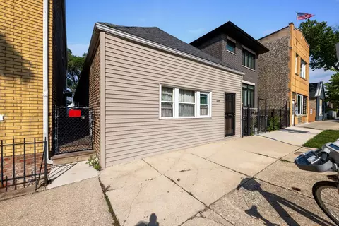 2879 S Throop St, Chicago, IL 60608