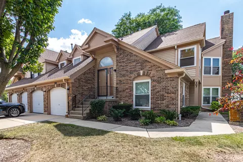 305 Satinwood Ter, Buffalo Grove, IL 60089