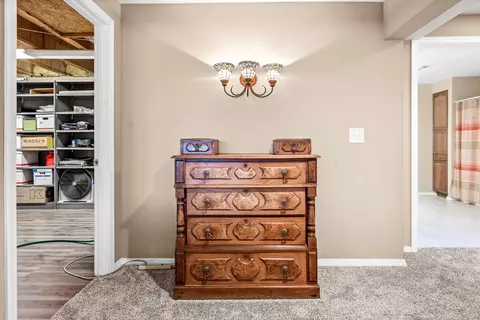 Entry Way - 1902 Quail Run Cc Ct, Normal, IL 61761 photo 17 of 17