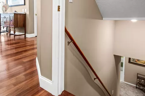 Entry Way - 1902 Quail Run Cc Ct, Normal, IL 61761 photo 14 of 17