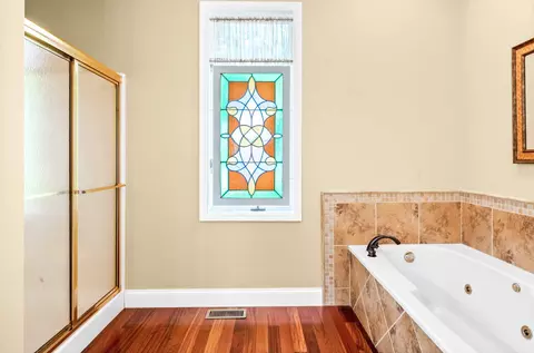 Bath - 1902 Quail Run Cc Ct, Normal, IL 61761 photo 2 of 12