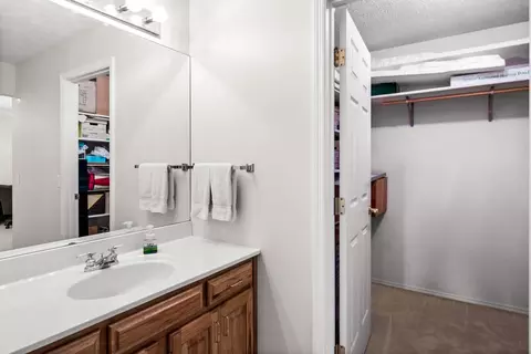 Other - 1902 Quail Run Cc Ct, Normal, IL 61761 photo 16 of 22