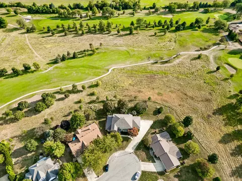 View/Area - 1902 Quail Run Cc Ct, Normal, IL 61761 photo 3 of 8