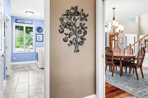 Entry Way - 1902 Quail Run Cc Ct, Normal, IL 61761 photo 7 of 17