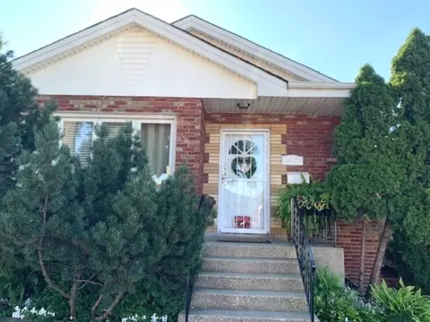 4824 S La Crosse Ave, Chicago, IL 60638