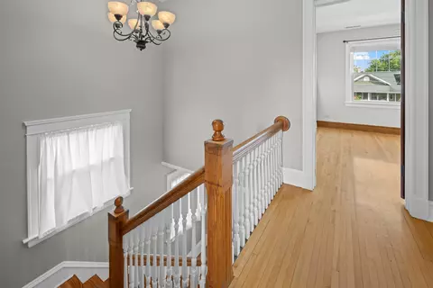 638 N Spring St, Elgin, IL 60120 photo 23
