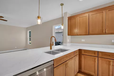 Kitchen - 1969 Eagle Dr, Morris, IL 60450 photo 4 of 6