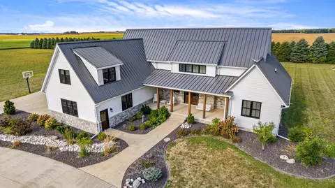 1335 County Road 2250 E, Saint Joseph, IL 61873