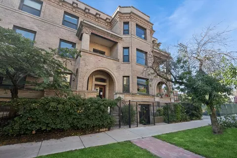 1353 W Wilson Ave #2, Chicago, IL 60640