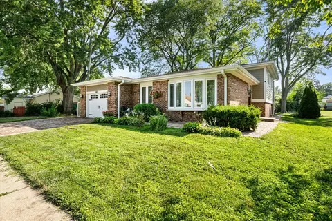 280 Park Ave, Wheeling, IL 60090 photo 1