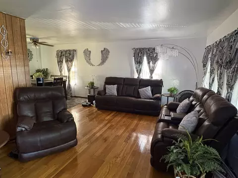3541 Peoria St, Steger, IL 60475 photo 3