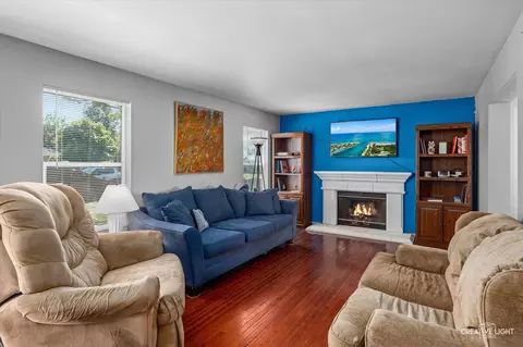 Living - Undisclosed, Plainfield, IL 60586 photo 1 of 2
