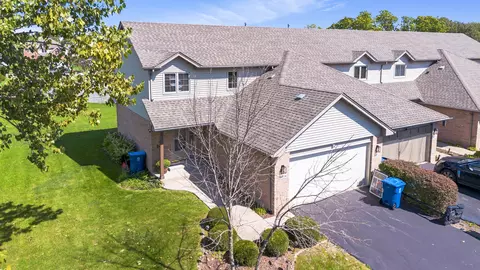 24556 S Independence Blvd, Crete, IL 60417