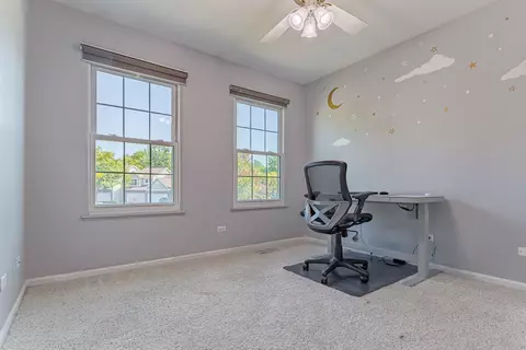 Bedroom - 966 Willow St #3-2, Itasca, IL 60143 photo 2 of 3