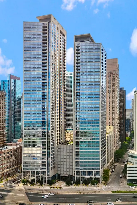 600 N Lake Shore Dr #3605, Chicago, IL 60611