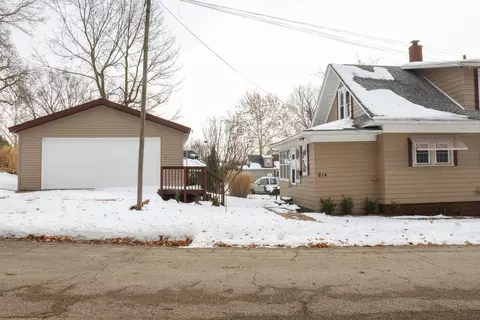 Other - 814 W Park St, Morrison, IL 61270 photo 10 of 10